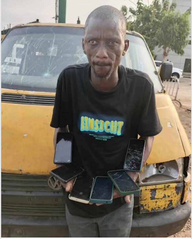LASTMA Nabs One-Chance Syndicate Operating With Commercial Bus LASTMA Nabs One-Chance Syndicate Operating With Commercial Bus