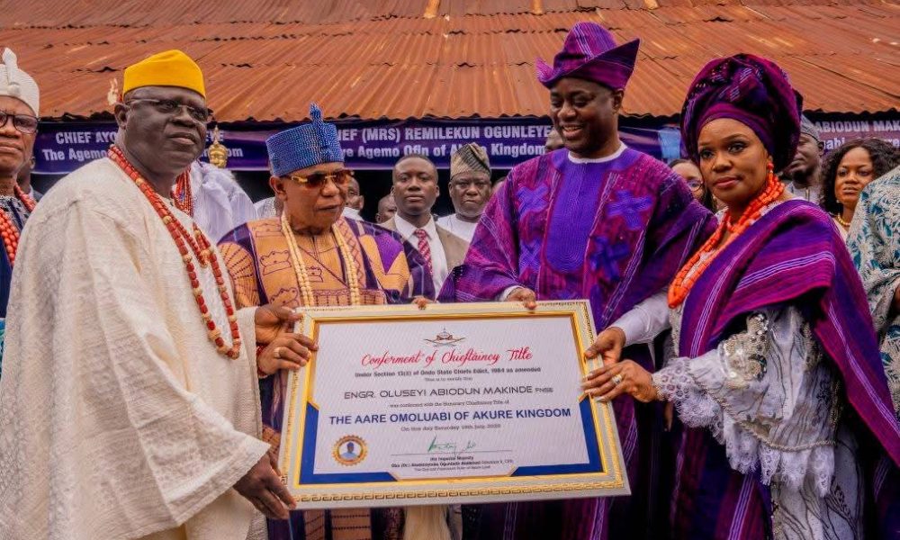 Aare Segelu Congratulates Governor Makinde, Wife Over Chieftaincy Titles