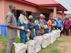OYSADA Commences 5th Distribution Exercise Of N-Cares Farm Inputs To Farmers•••As Beneficiaries In Ido, Ogbomosho LGAs Laud Makinde Over Initiative