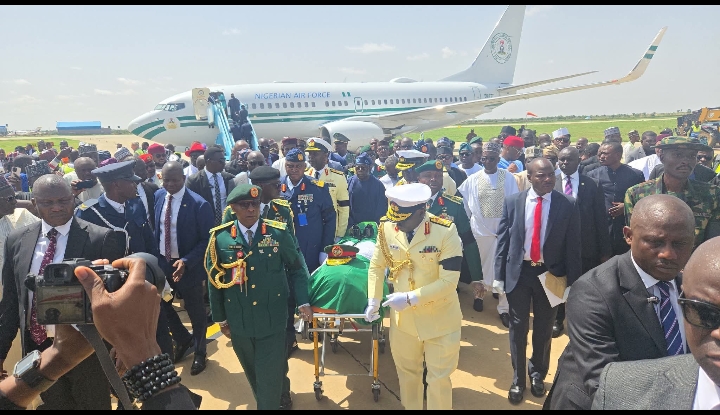 Buhari’s Remains Arrive Katsina Airport
