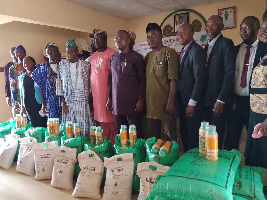 Farmers In Ona-Ara, Egbeda, Kajola, Other LGAs Benefit As OYSADA Completes 5th N-Cares Farm Inputs Distribution Farmers In Ona-Ara, Egbeda, Kajola, Other LGAs Benefit As OYSADA Completes 5th N-Cares Farm Inputs Distribution