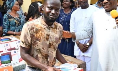 Makinde Flags off Training of 18,000 Teachers, Distributes Tablets, Teaching Materials