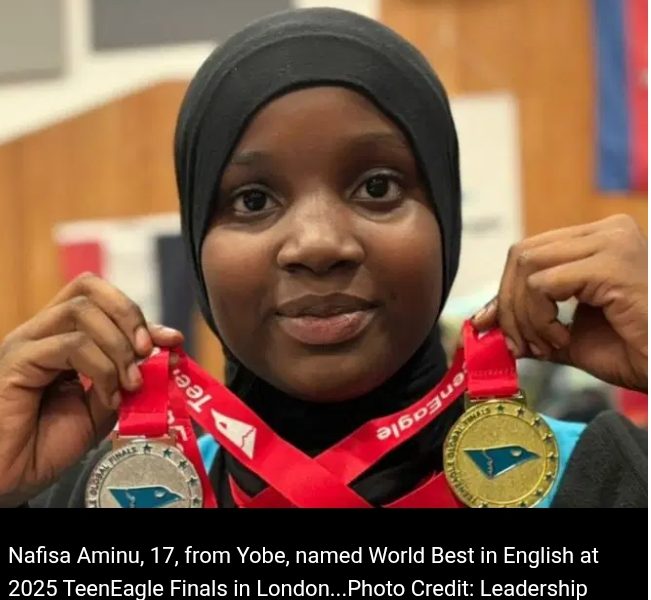 FG Gifts Teenager Who Won Global English Contest N200,000