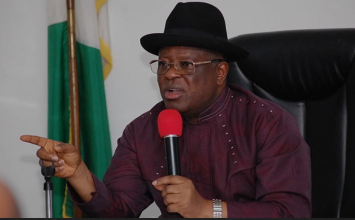 FG Orders Immediate Repairs of Damaged Shagamu-Benin Bridge
