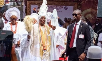 ‎JUST IN:  Makinde Presents Instruments Of Office To Ladoja As 44th Olubadan(PHOTOS)  ‎
