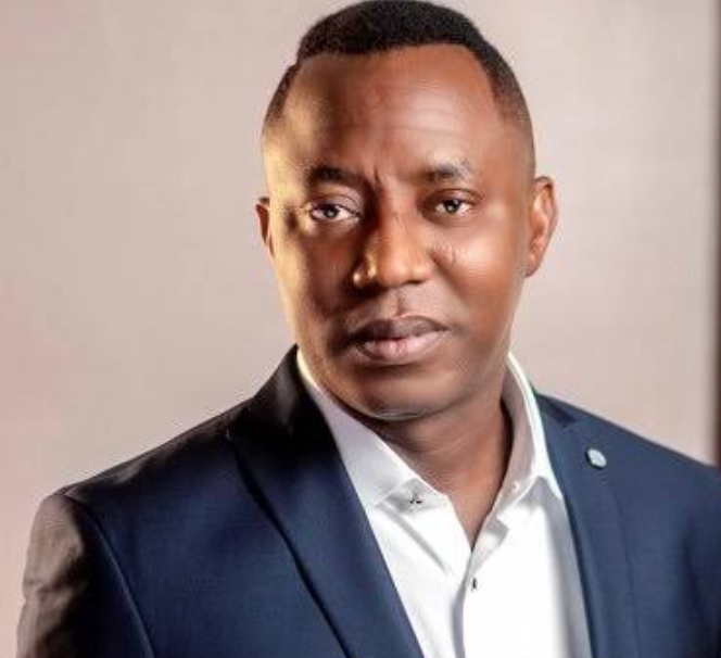BREAKING: Police Arrest Sowore in Court BREAKING: Police Arrest Sowore in Court