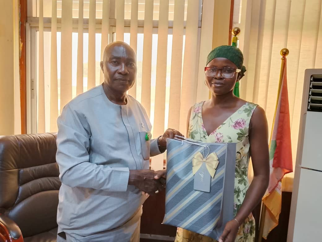 Makinde’s Protocol DG Applauds Outstanding Corps Member Christiana Olaitan, Rewards Her with Cash Gift
