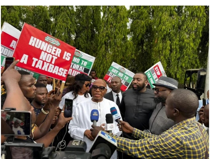 Why I Attended N’Assembly Protest with my Son — Amaechi